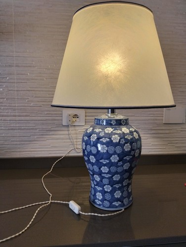 Grande lampada tavolo - da,