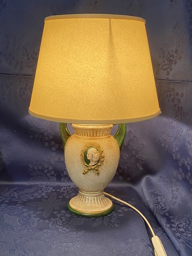 Lampada tavolo con - lampada, tavolo,con